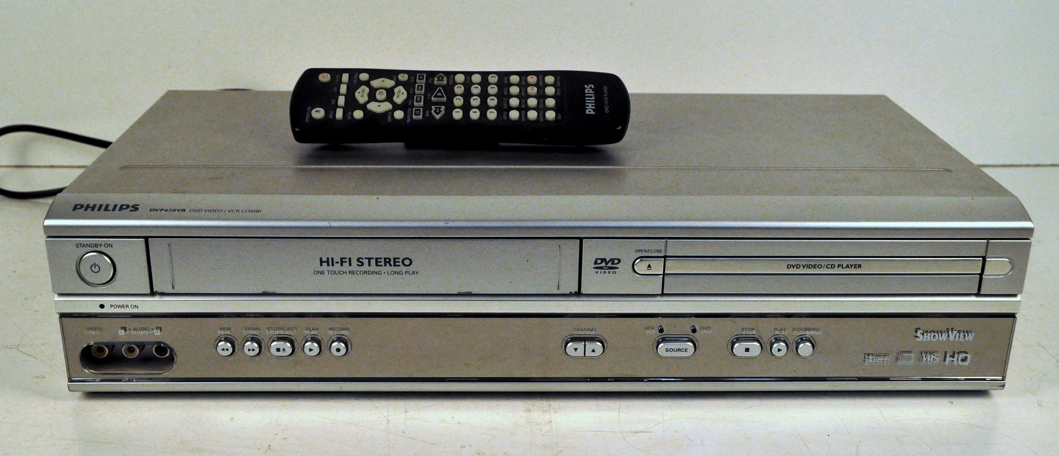 Combiné lecteur DVD magnétoscope VHS PHILIPS DVP3100